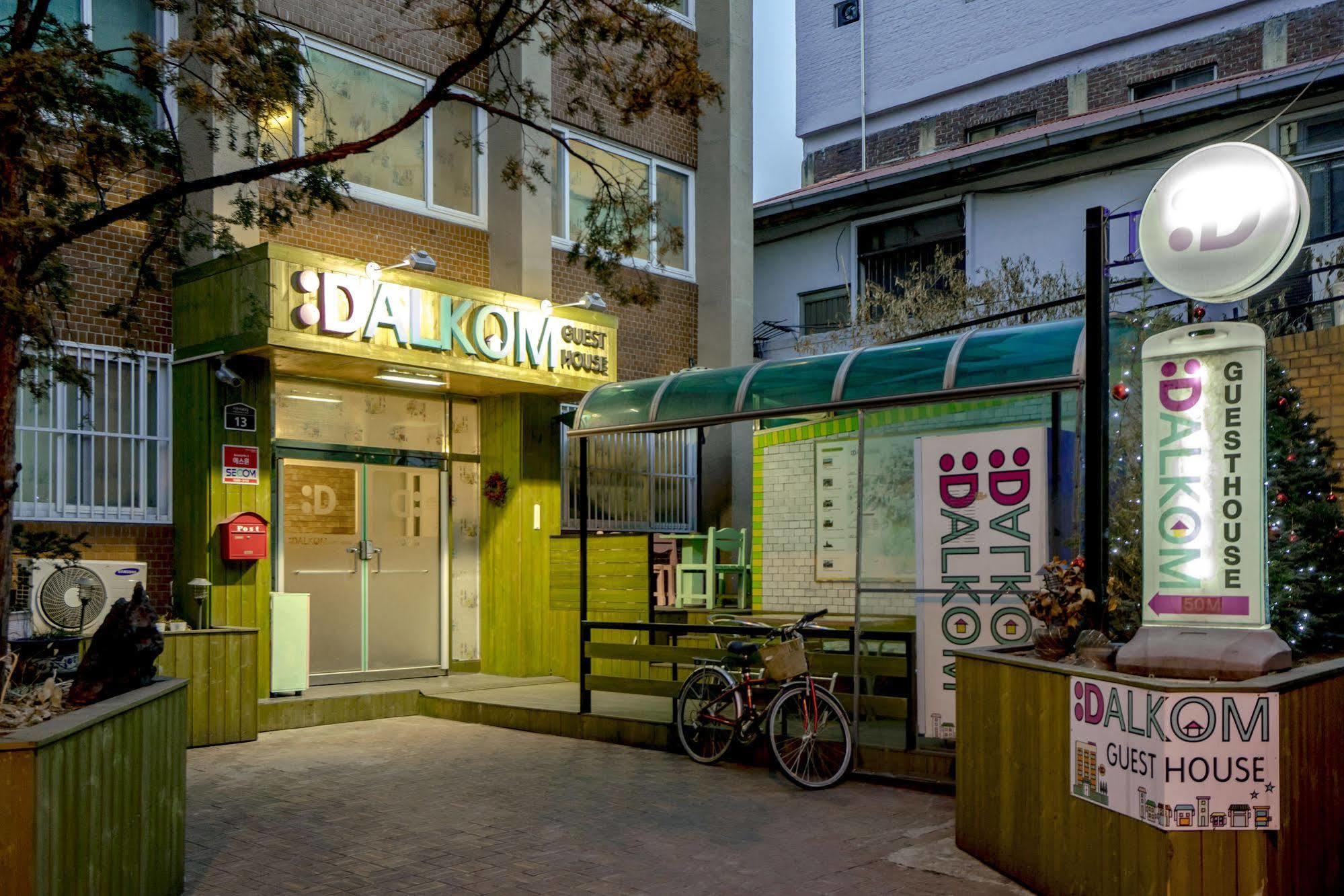 Dalkom Myeongdong Guesthouse سيول المظهر الخارجي الصورة