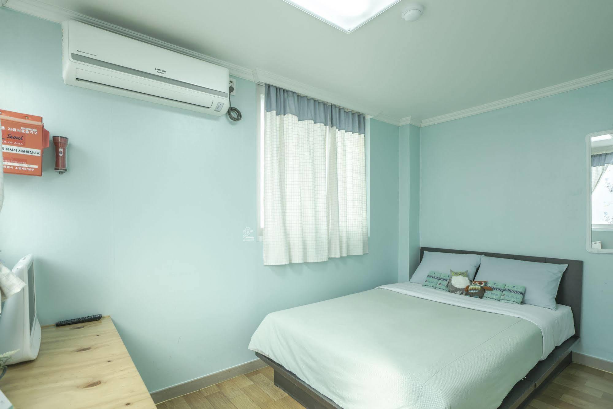 Dalkom Myeongdong Guesthouse سيول المظهر الخارجي الصورة